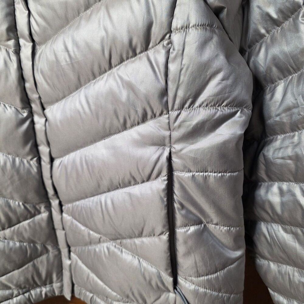 North Face 550 Down Quilted Puffer Jacket Size XL Silver Goose Down Warm Winter - Picture 4 of 10